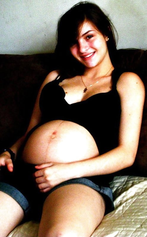 Cute Pregnant Teens porn pictures