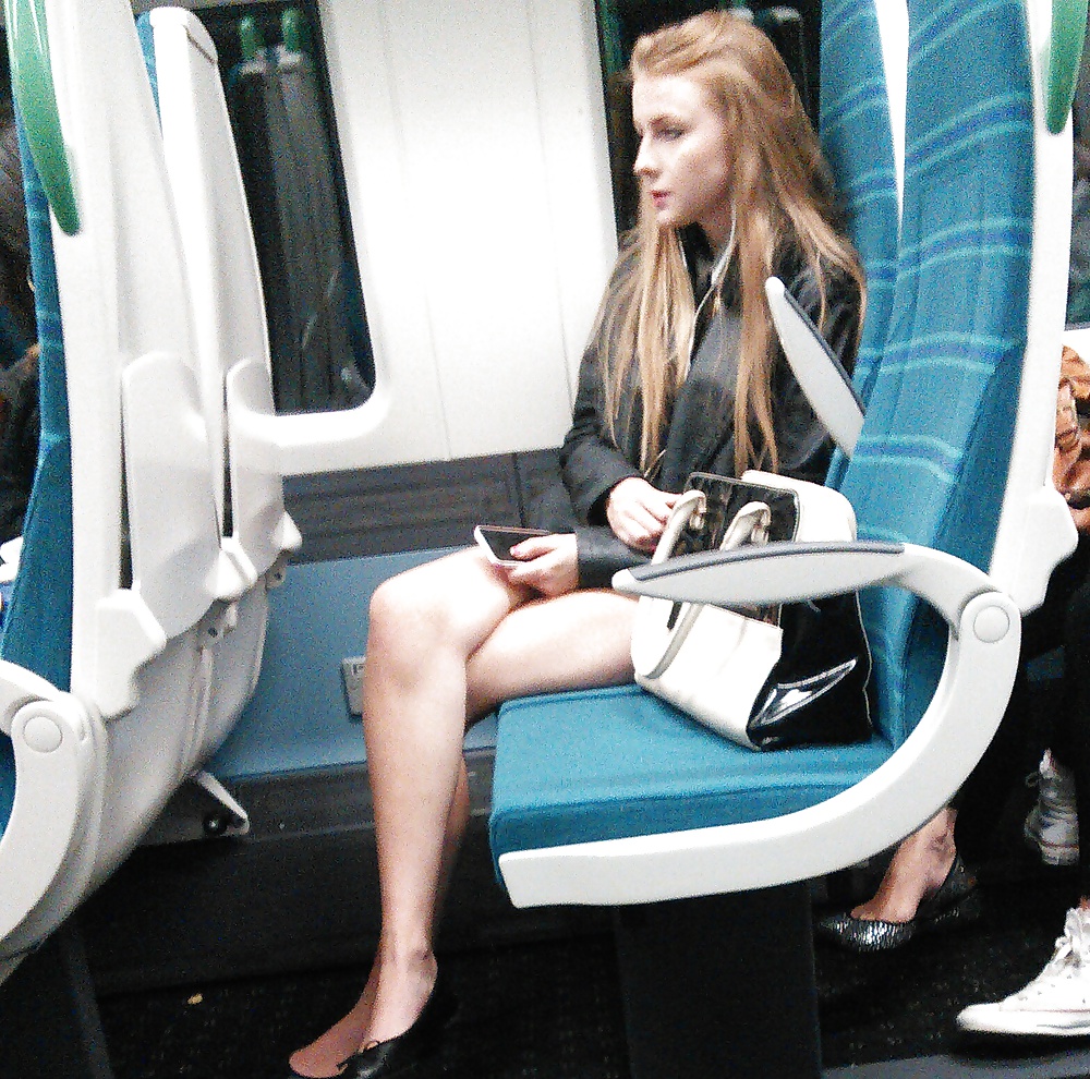 Londonperv's Candids 2014 - Train Perving vol 3 porn pictures