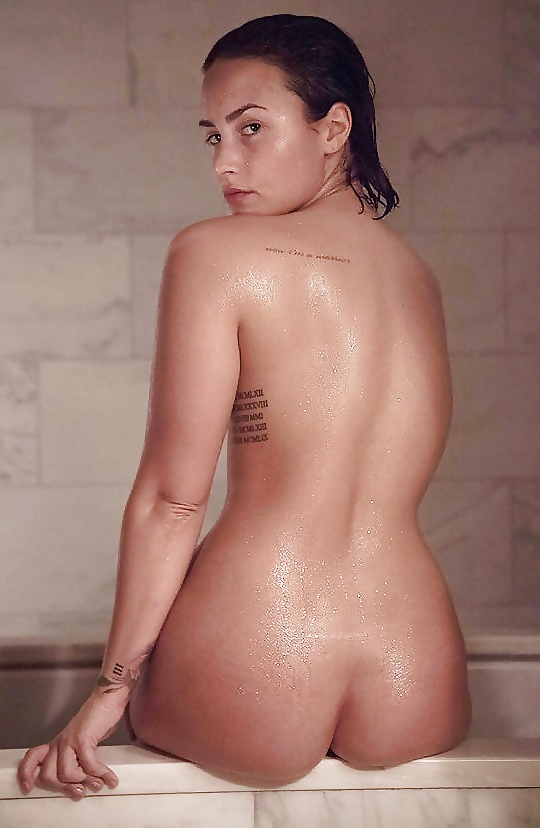 Demi Lovato Nude Bath 17 Pics Xhamster