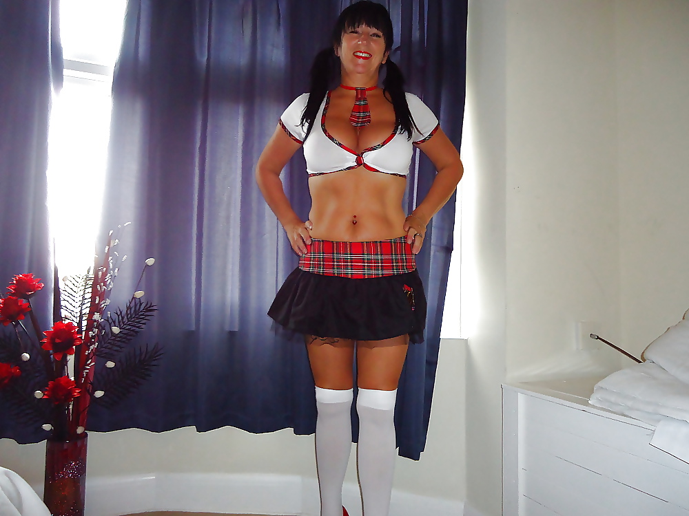 Joolie the Skoolie pt8 porn pictures