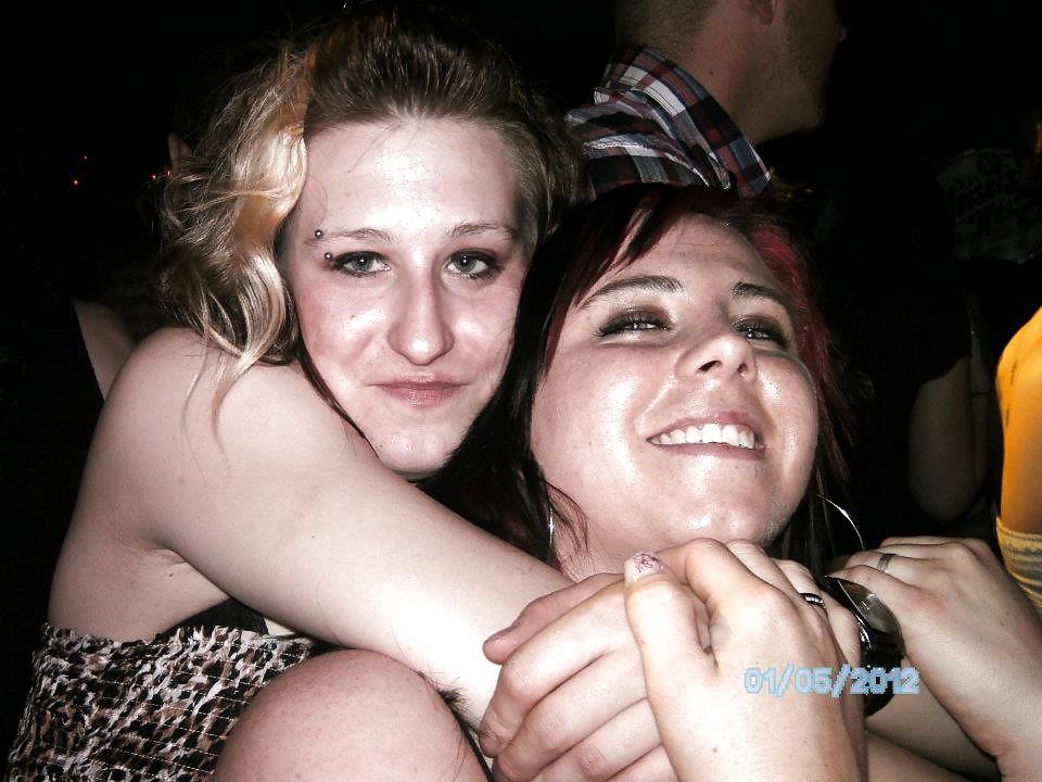 Some awesome cutie Friends! porn pictures