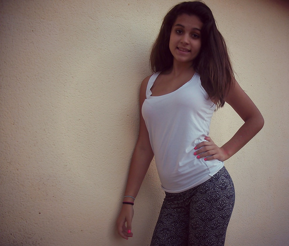 babes!! men will degrade you with comments. porn pictures