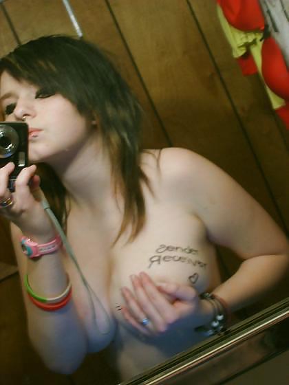 Cute Emo Teen 2 porn pictures