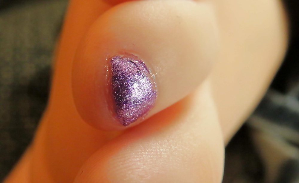 barefeet and purple nails porn pictures