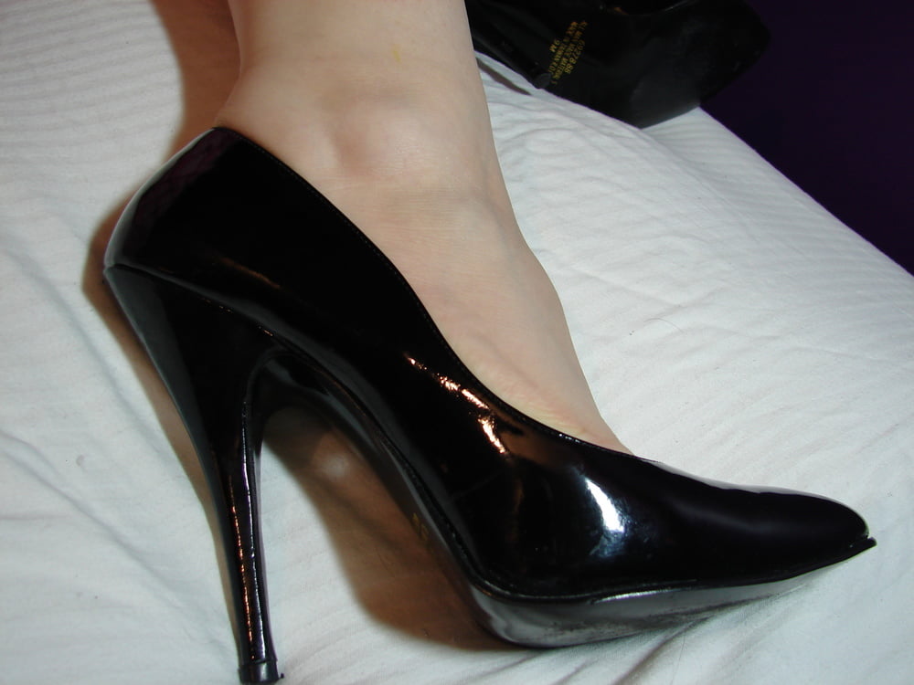 Black high heels - 13 Photos 