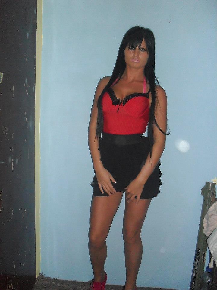 Cheap slut from Serbia porn pictures
