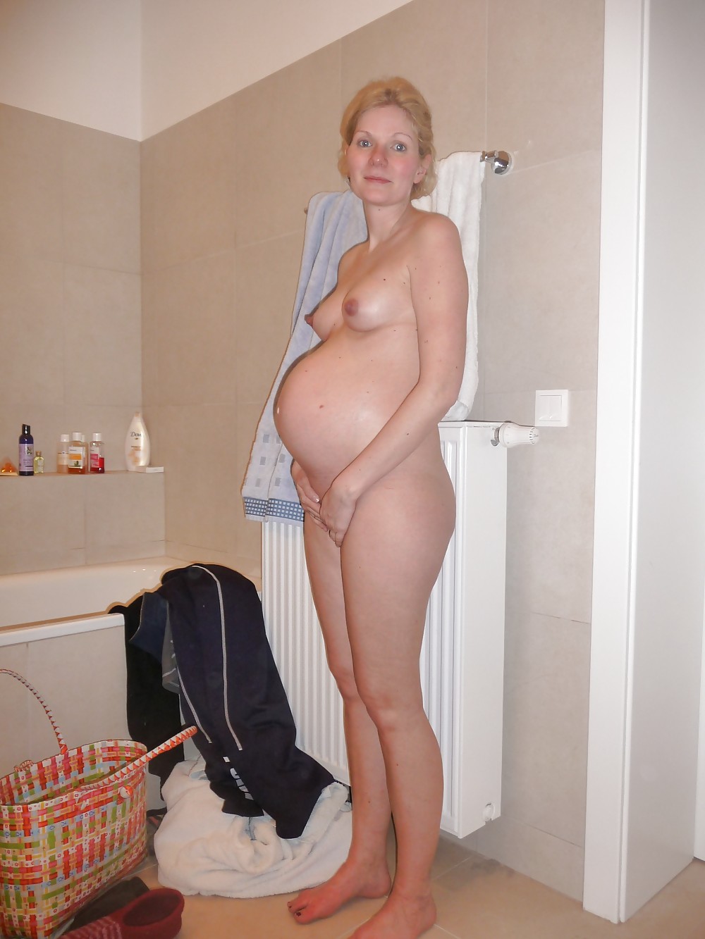 Pregnant porn pictures