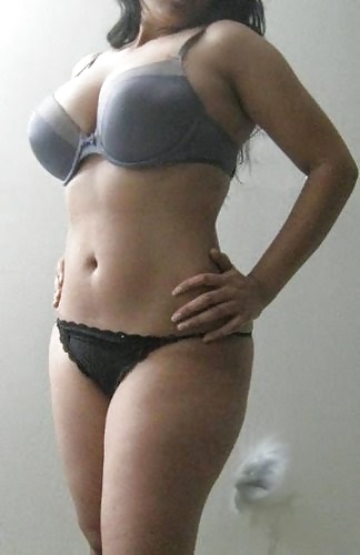 Indian Girl porn pictures