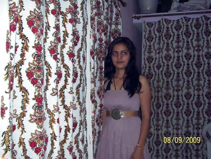 Indian Girl Vrinda porn pictures