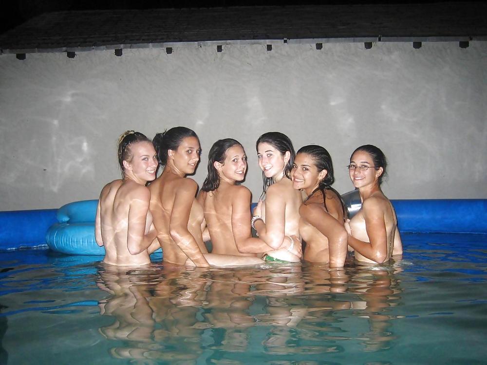 teens-go-wild-16 porn pictures