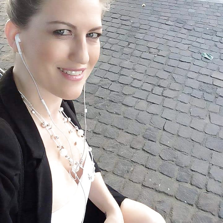Amateurs beautiful  girls 2 porn pictures